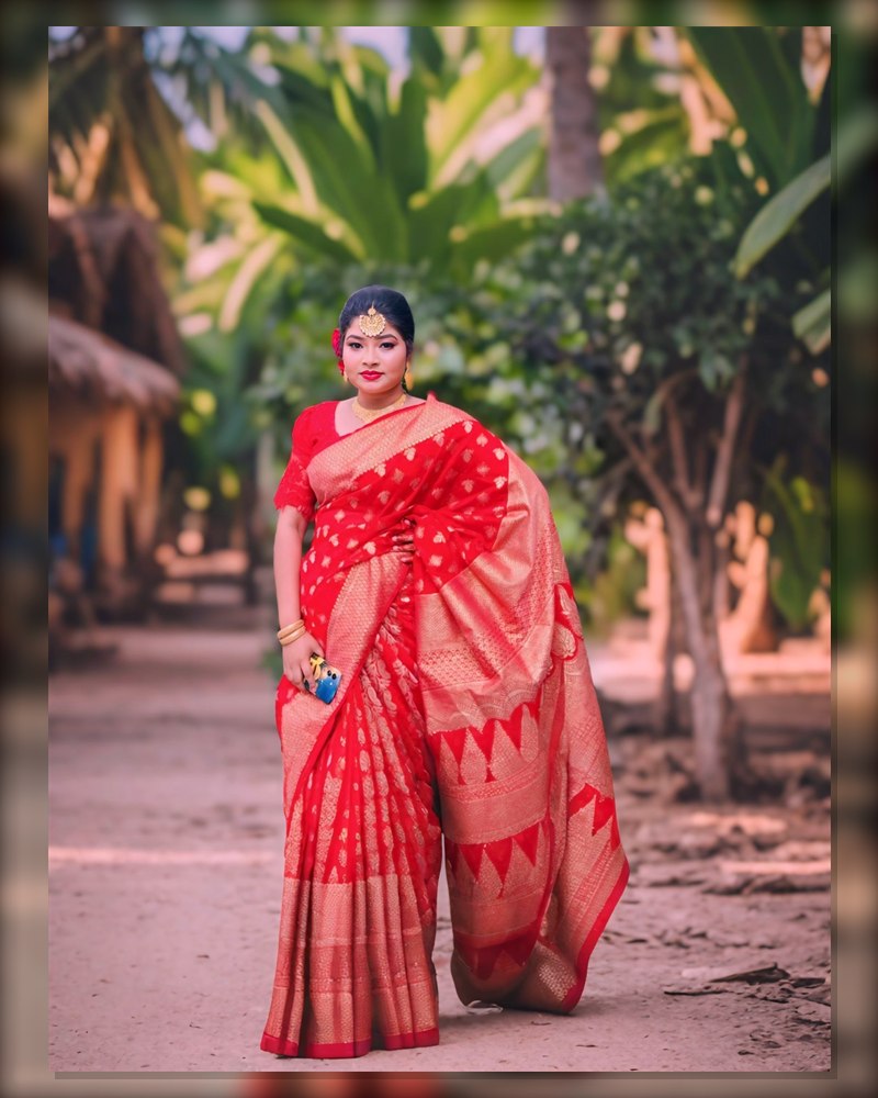 Shyama Red Bengali Silk Saree